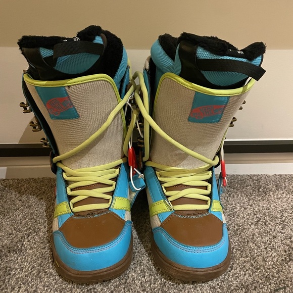 Vans Snowboarding Boots (Size 7 Womans) - Picture 4 of 4